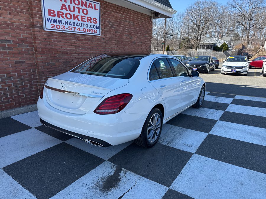 Used 2017 Mercedes-Benz C 300 4MATIC Sedan image 3