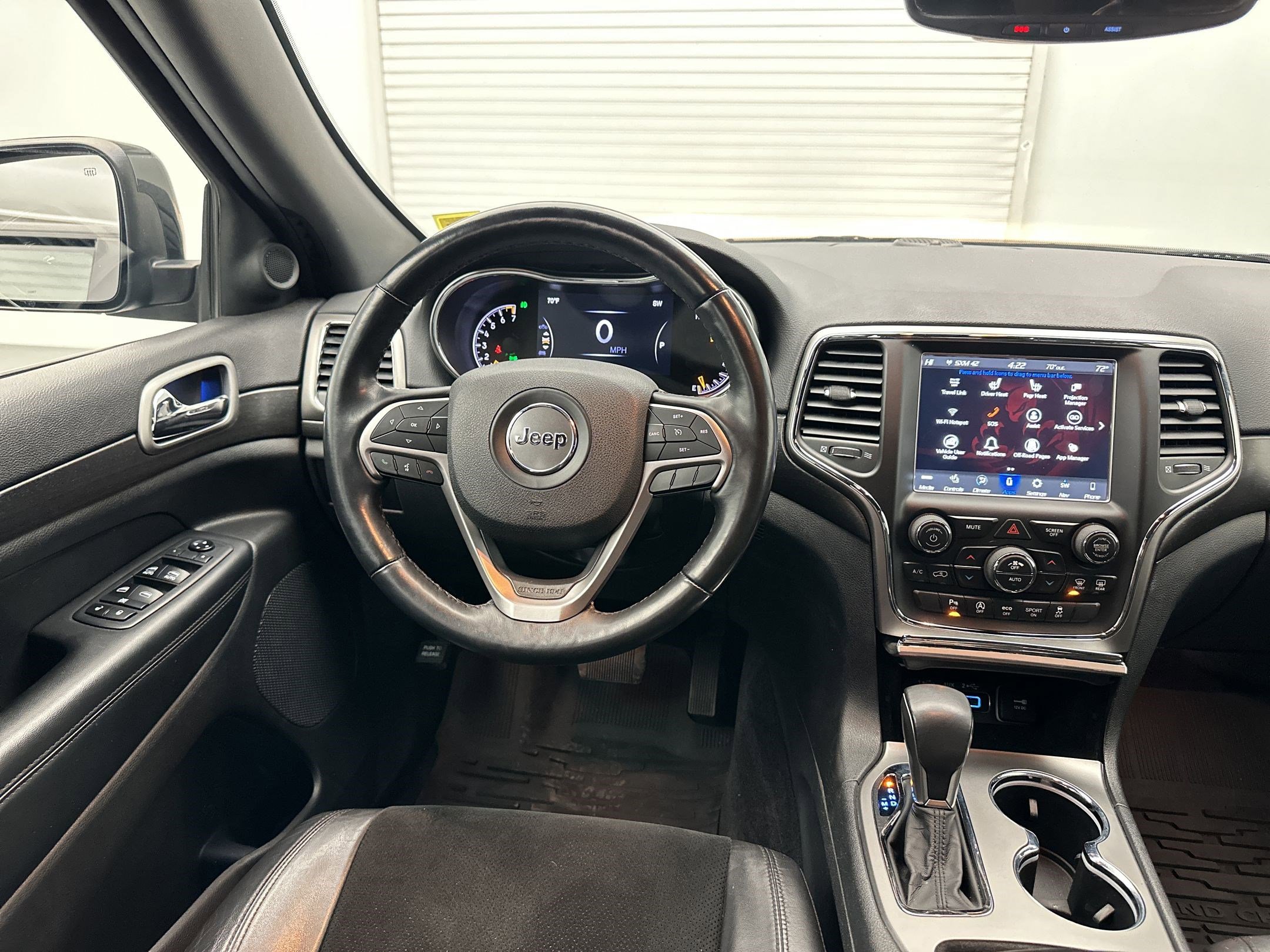 Used 2018 Jeep Grand Cherokee Altitude image 26