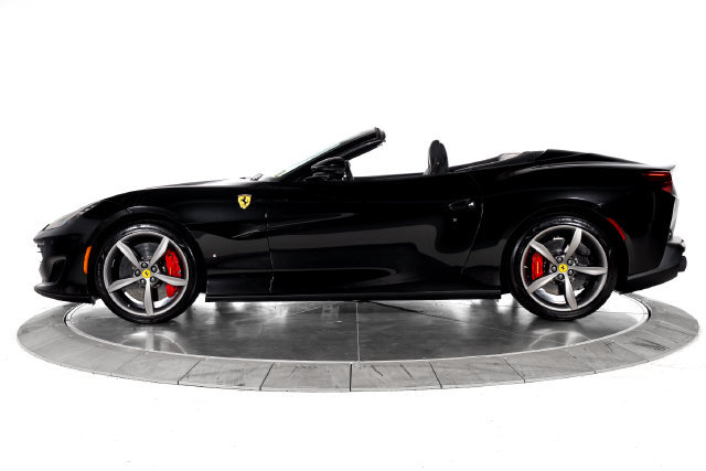 Certified 2020 Ferrari Portofino RWD image 3