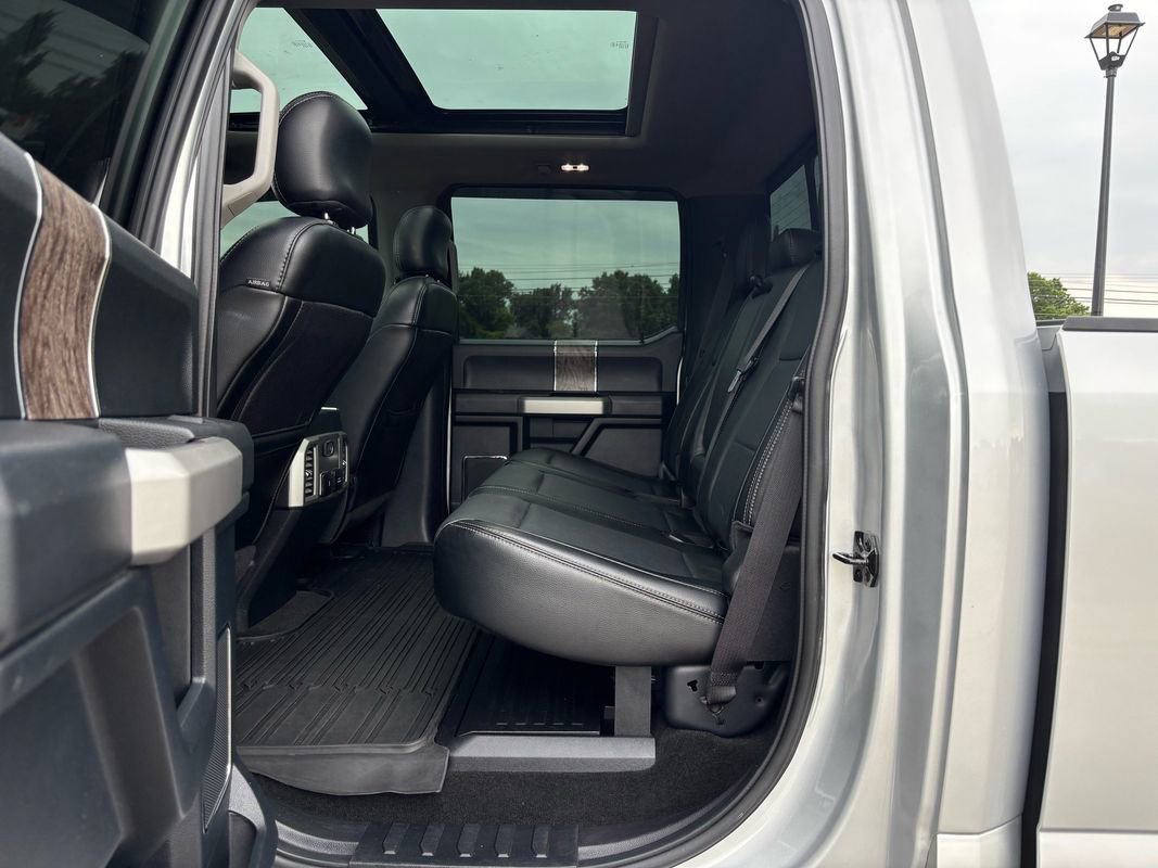 Used 2017 Ford F250 Lariat w/ Chrome Package AWD/4WD image 24