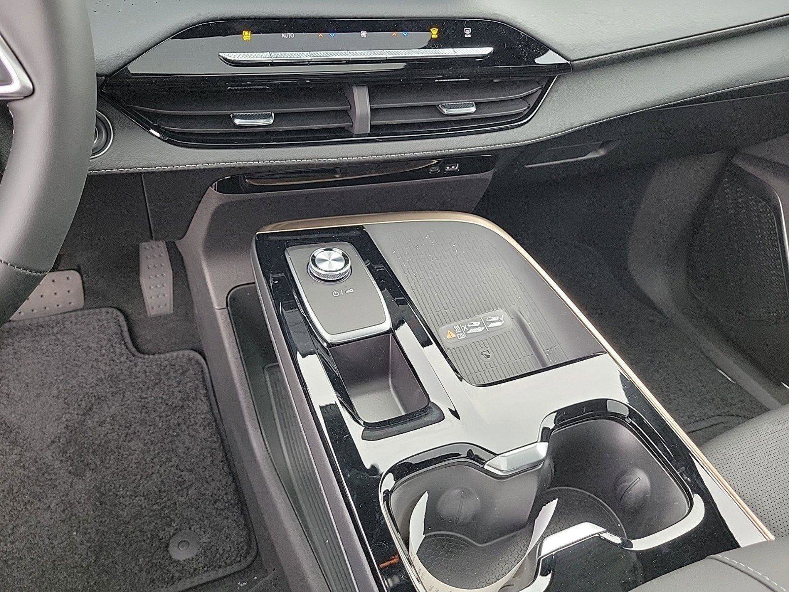 New 2026 Buick Enclave Avenir w/ Super Cruise Package image 28