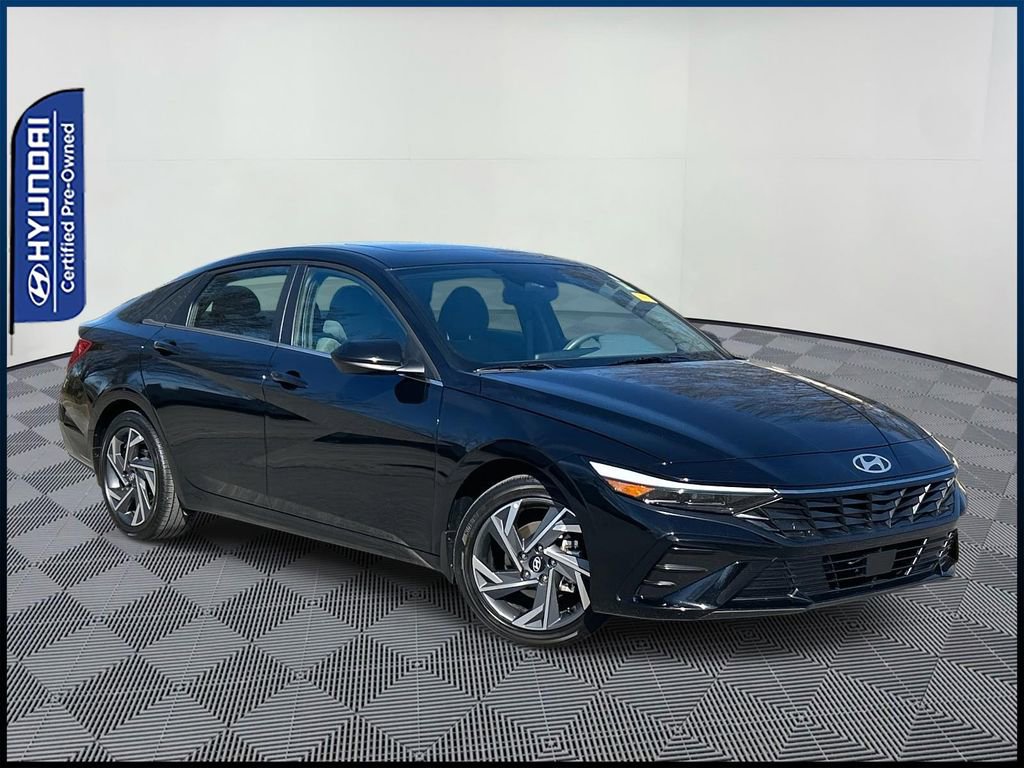 Certified 2025 Hyundai Elantra SEL