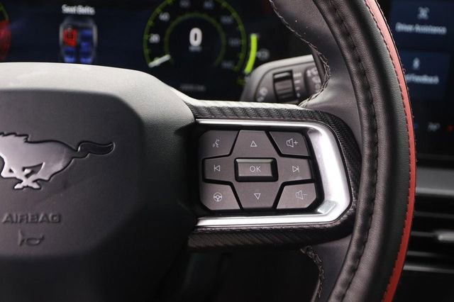 Used 2025 Ford Mustang Coupe RWD image 12
