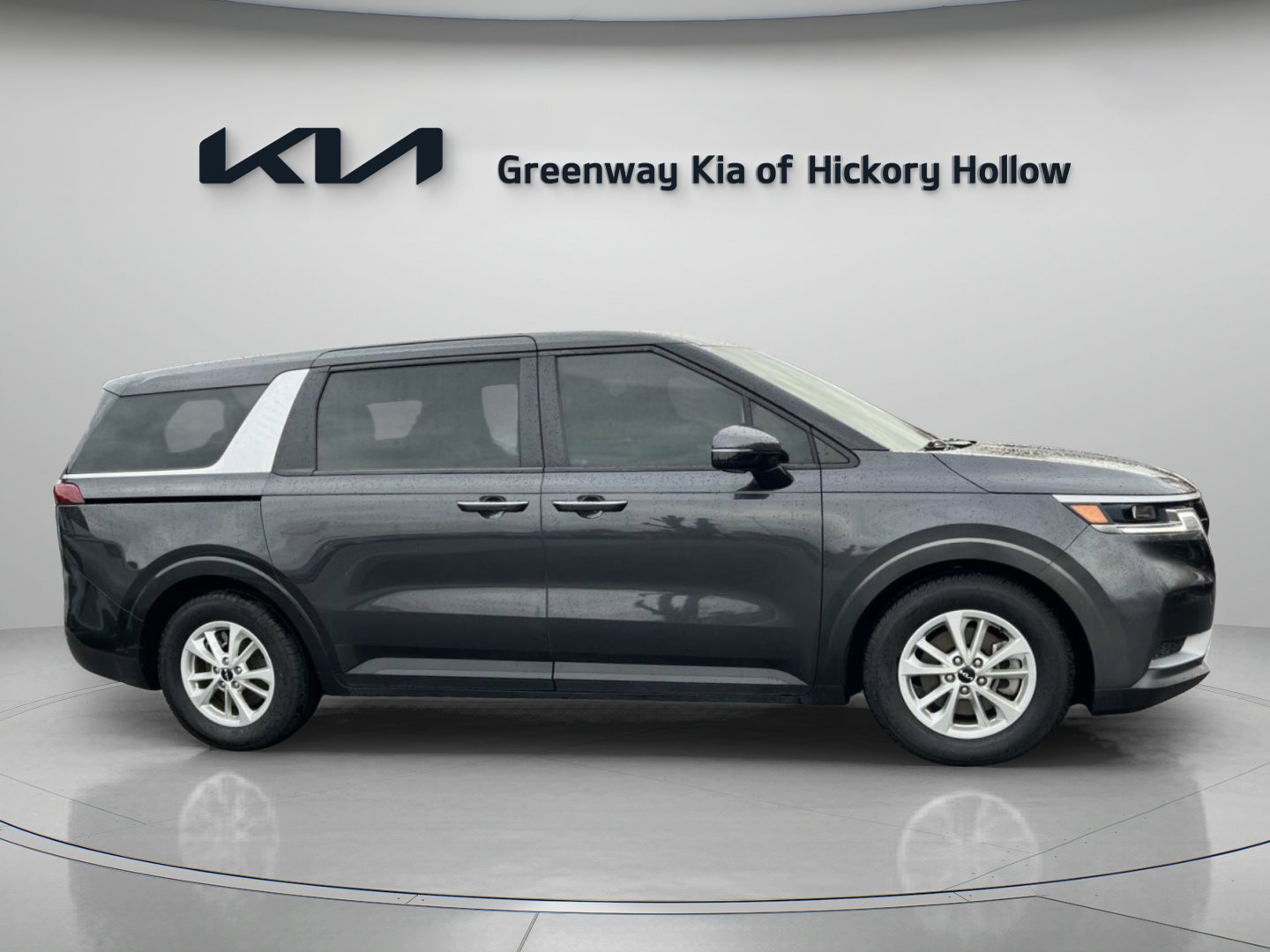 Certified 2024 Kia Carnival LX image 9