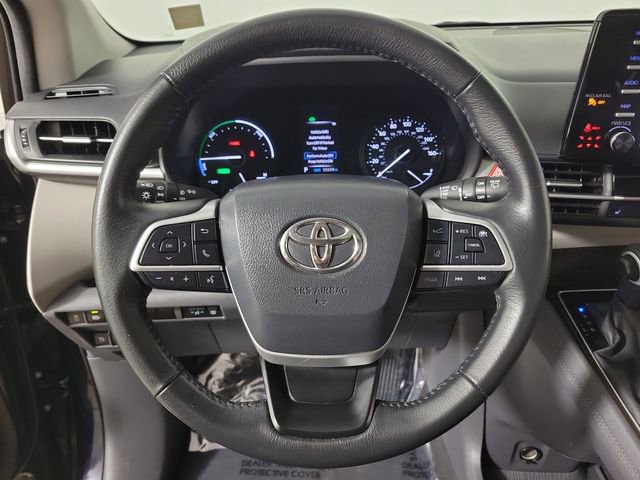 Used 2024 Toyota Sienna XLE FWD image 27