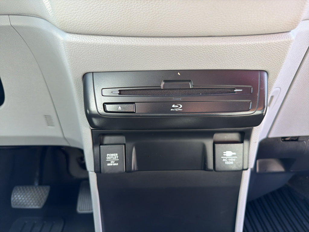 Used 2018 Honda Odyssey Elite image 11