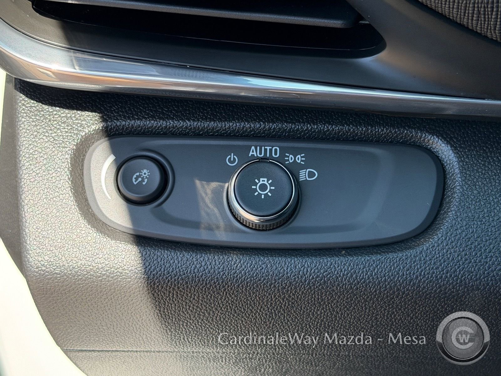 Used 2024 Buick Envista Preferred w/ Convenience I Package image 19