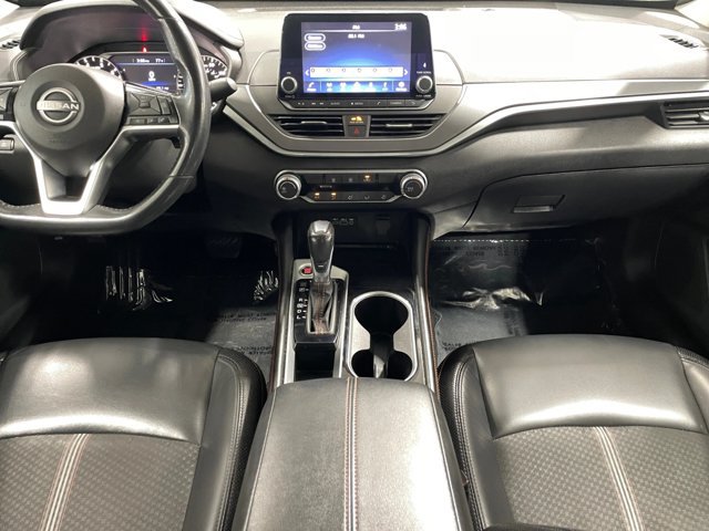 Used 2024 Nissan Altima 2.5 SR FWD image 16