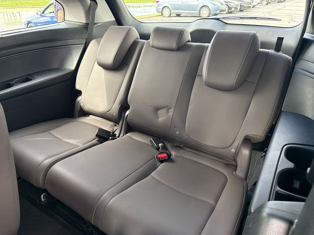 Used 2023 Honda Odyssey Touring image 18