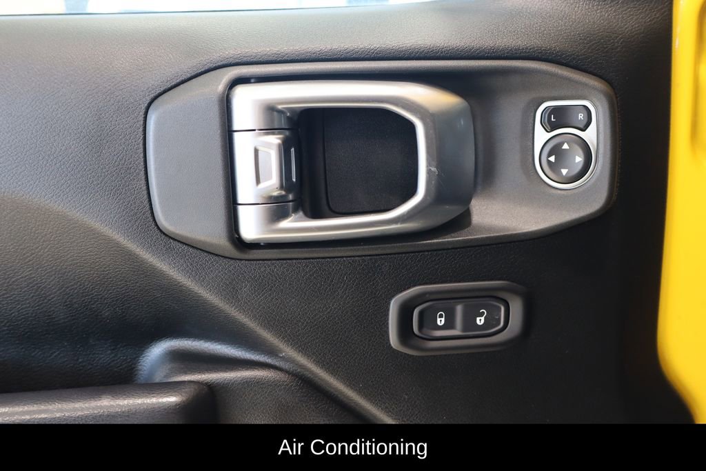 Used 2019 Jeep Wrangler Sport image 17