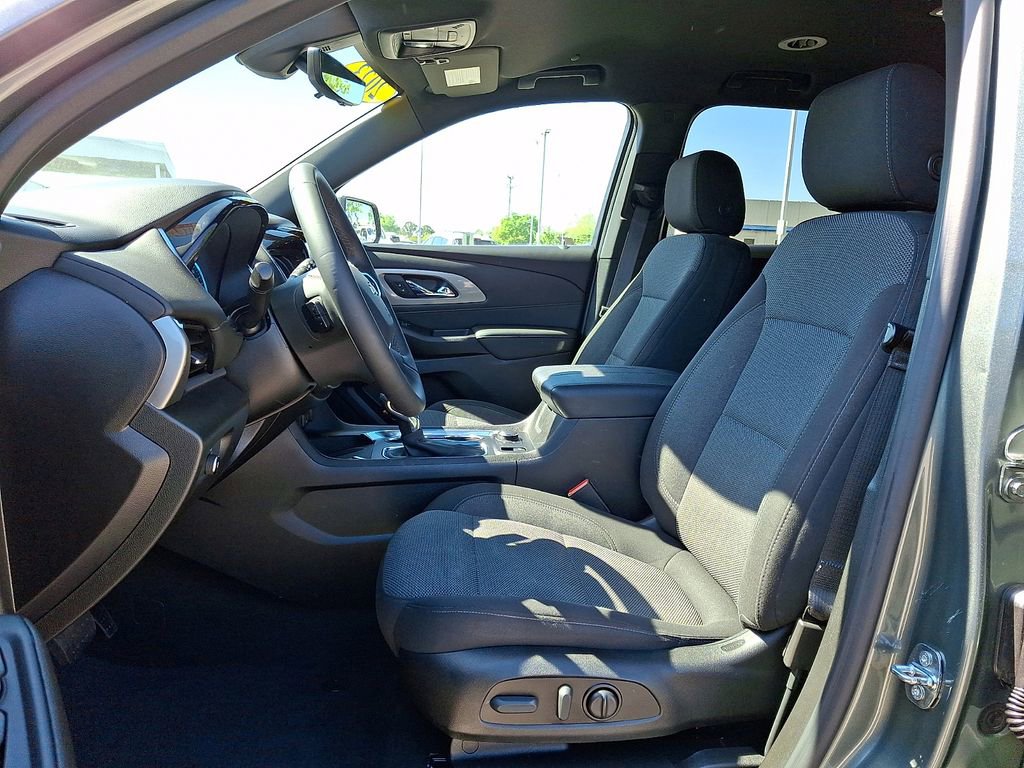 Certified 2023 Chevrolet Traverse LT image 15