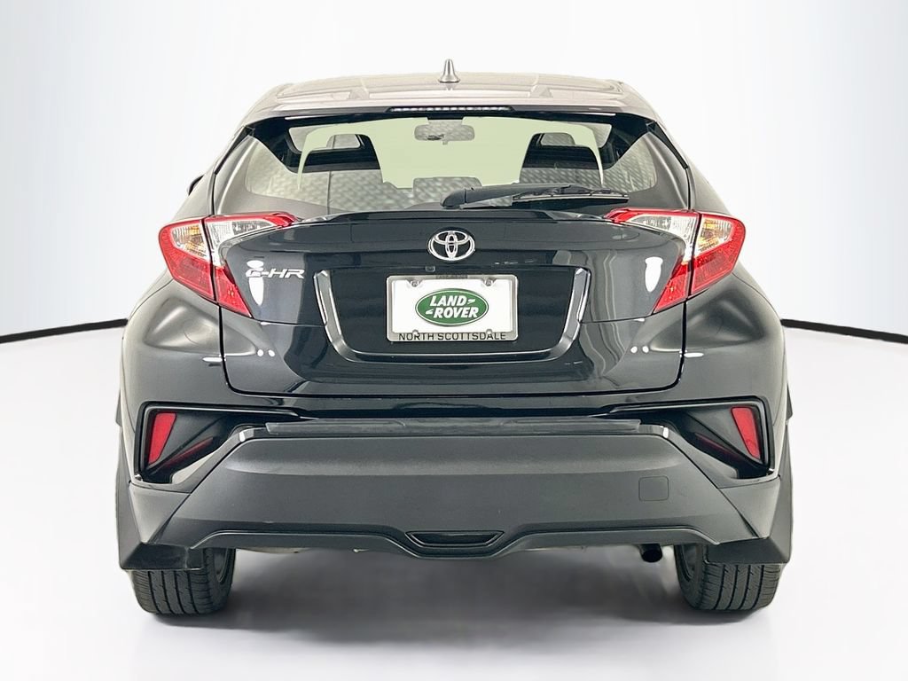 Used 2020 Toyota C-HR XLE FWD image 6