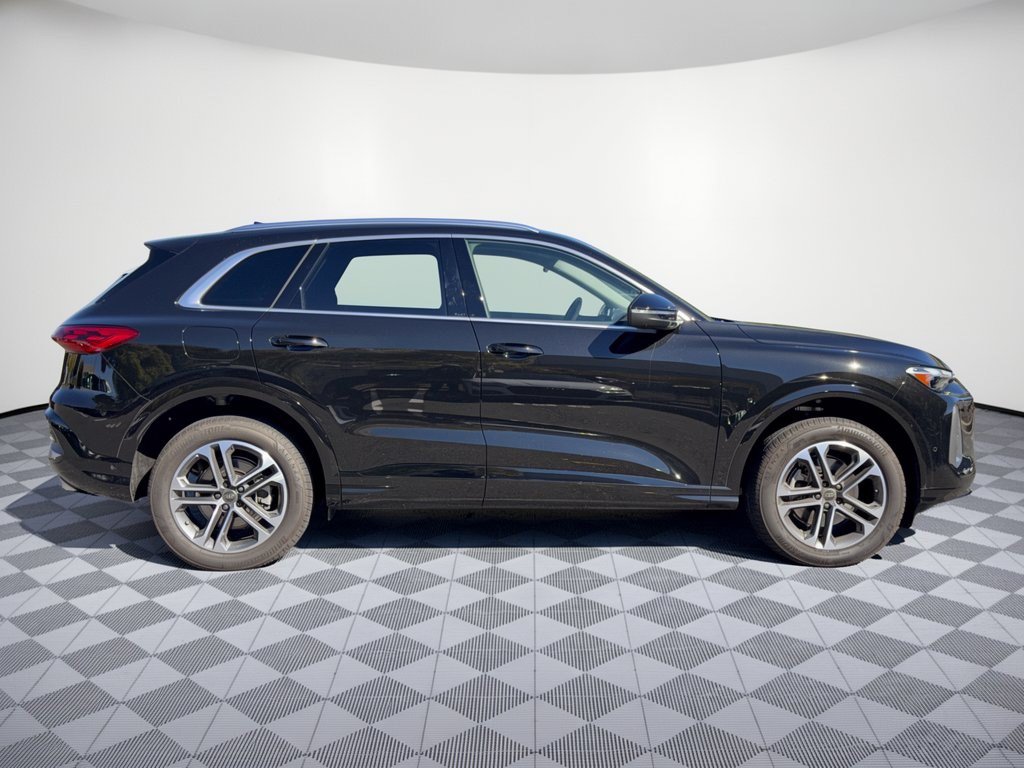 Certified 2026 Audi Q5 Premium AWD/4WD image 8