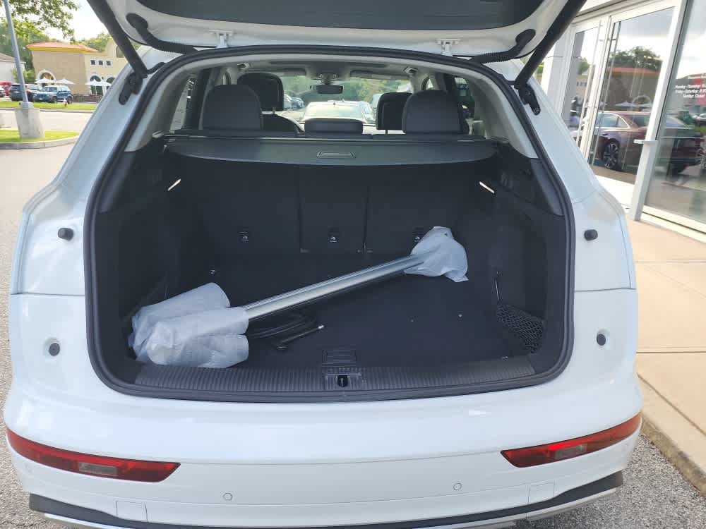 Used 2021 Audi Q5 2.0T Premium Plus w/ Premium Plus Package AWD/4WD image 9