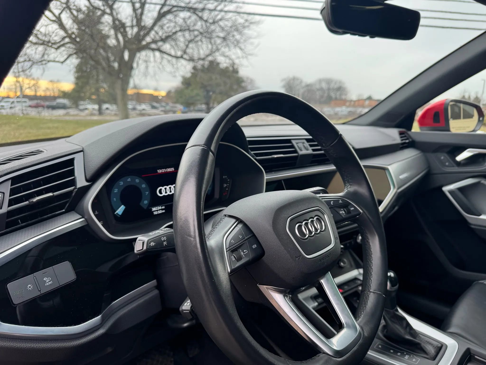 Used 2024 Audi Q3 2.0T Premium image 22