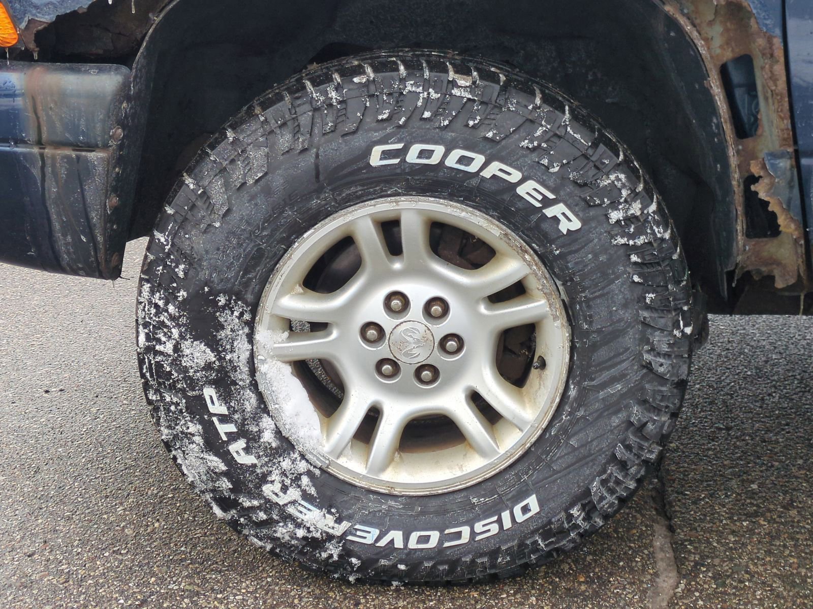 Used 2003 Dodge Durango SLT image 22