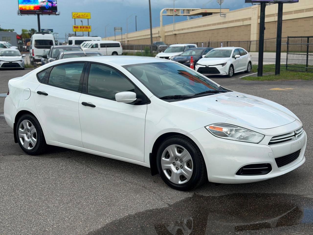 Used 2013 Dodge Dart SE w/ Value Group FWD image 2