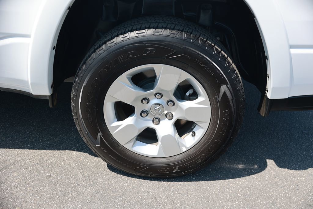 Used 2025 RAM 1500 Big Horn AWD/4WD image 10