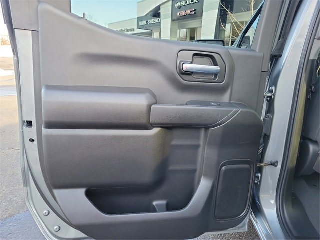 Used 2025 Chevrolet Silverado 1500 Custom w/ Turbomax Blackout Package image 11