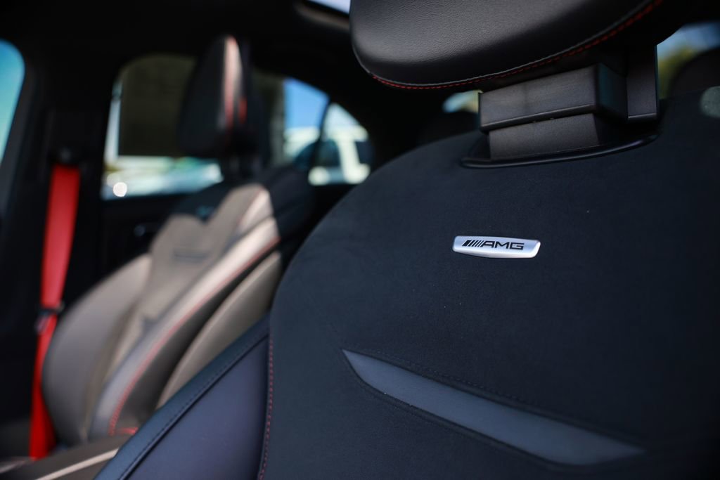 Used 2025 Mercedes-Benz C 43 AMG 4MATIC Sedan image 21