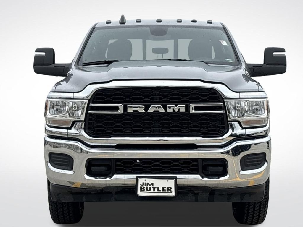 Used 2024 RAM 2500 Tradesman w/ Chrome Appearance Group image 11