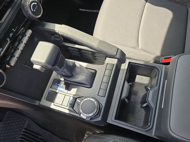 Used 2026 Toyota Tacoma SR AWD/4WD image 25