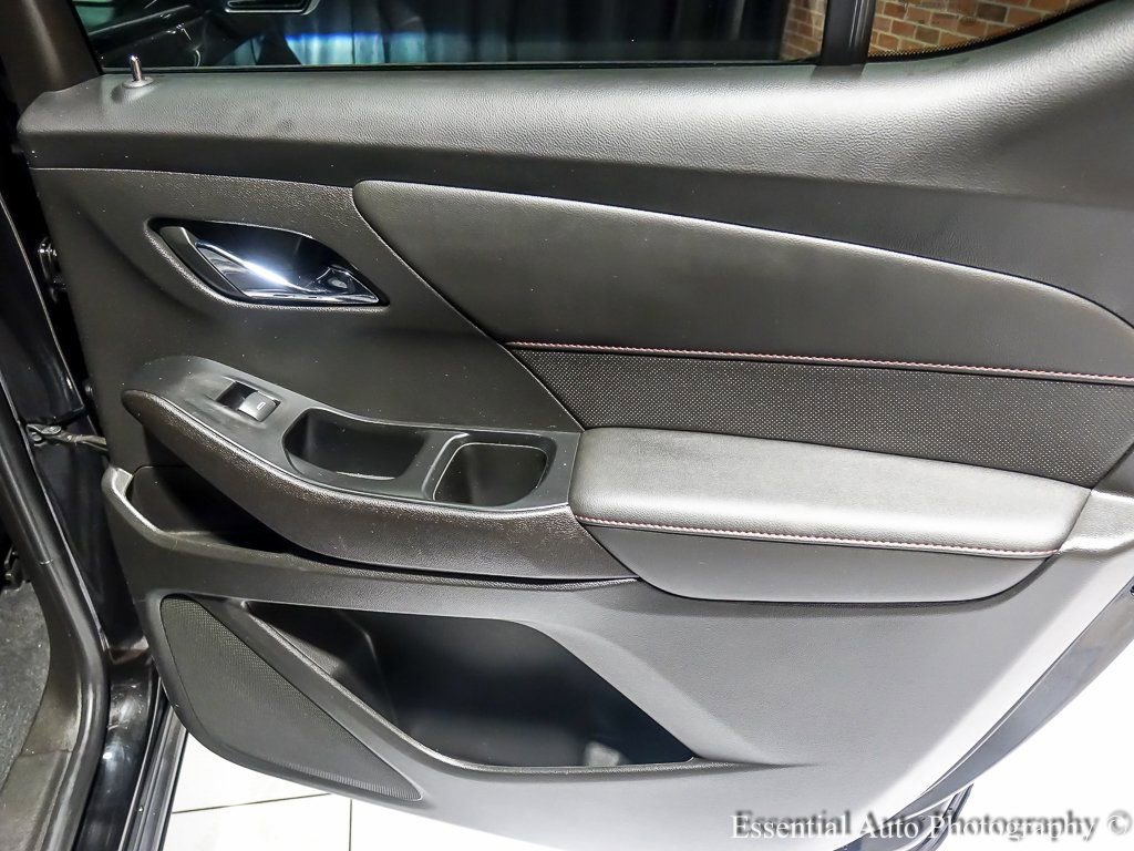 Certified 2023 Chevrolet Traverse RS image 37