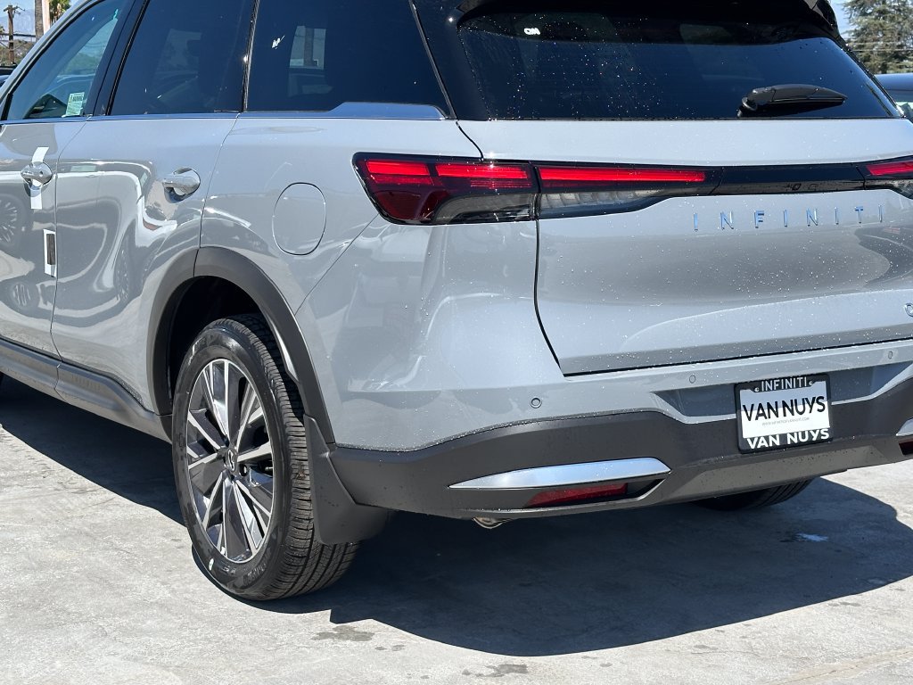New 2027 INFINITI QX60 Luxe w/ Cargo Package FWD image 5