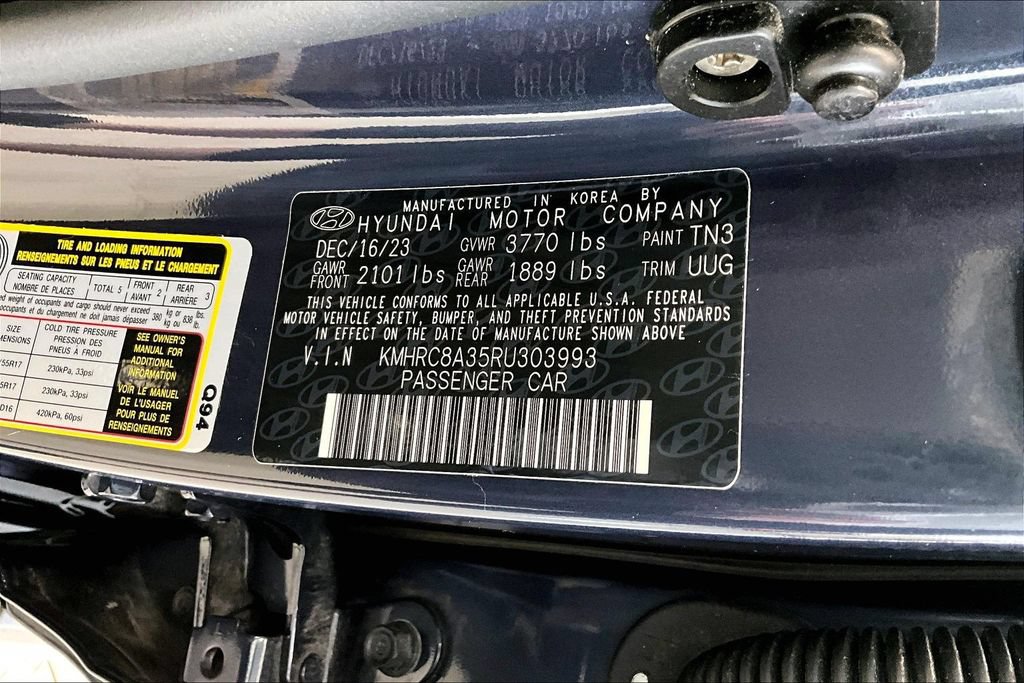 Certified 2024 Hyundai Venue Limited FWD image 34