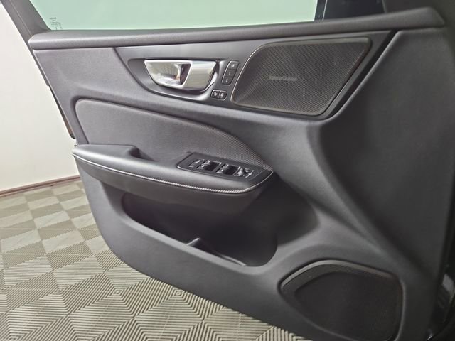 Used 2024 Volvo S60 B5 Plus image 26