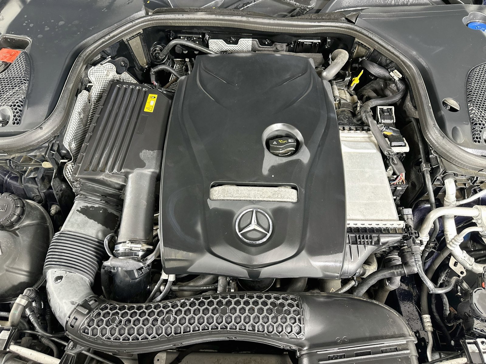 Used 2018 Mercedes-Benz E 300 4MATIC image 13