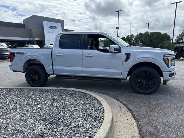 New 2025 Ford F150 Lariat w/ Equipment Group 501A Mid