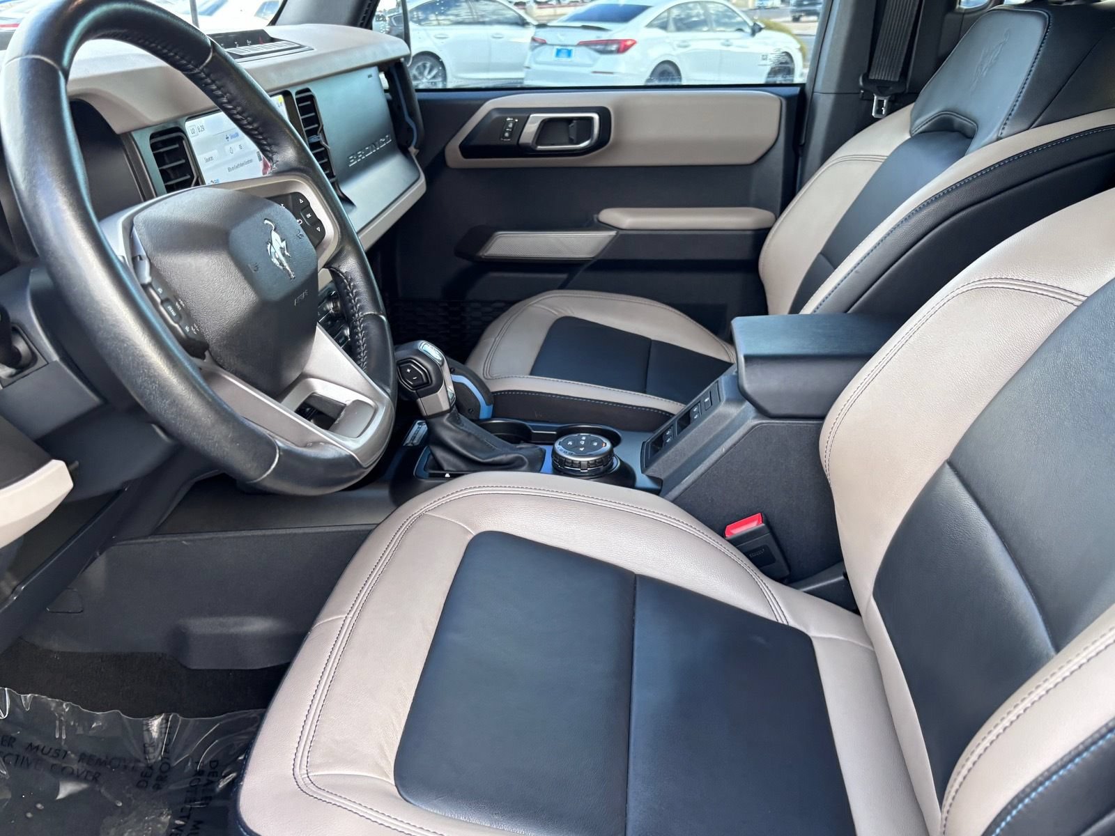 Used 2022 Ford Bronco Wildtrak AWD/4WD image 18