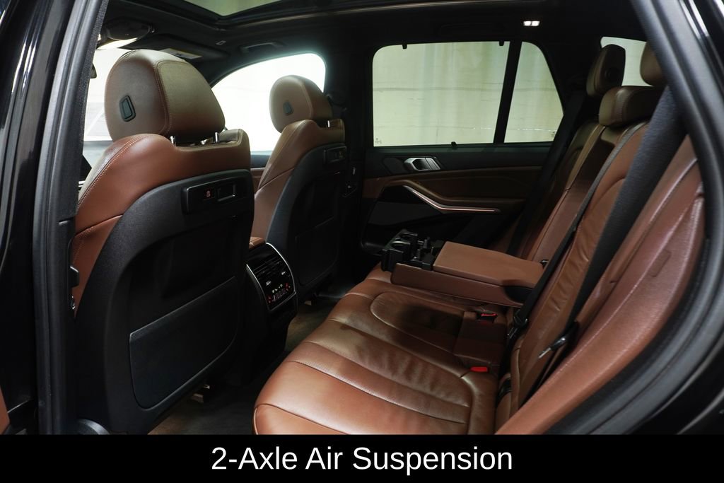 Used 2019 BMW X5 xDrive40i w/ M Sport Package AWD/4WD image 17