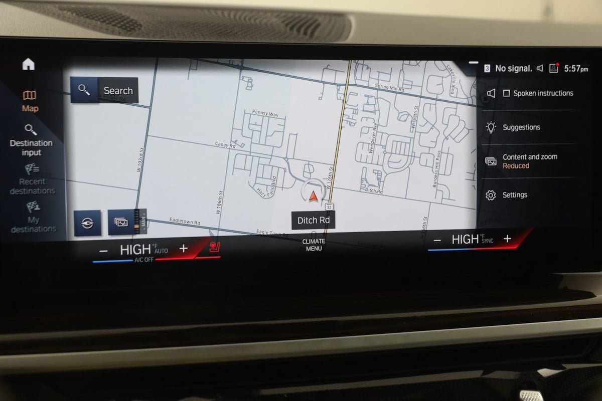 Used 2023 BMW X7 xDrive40i w/ Premium Package image 8