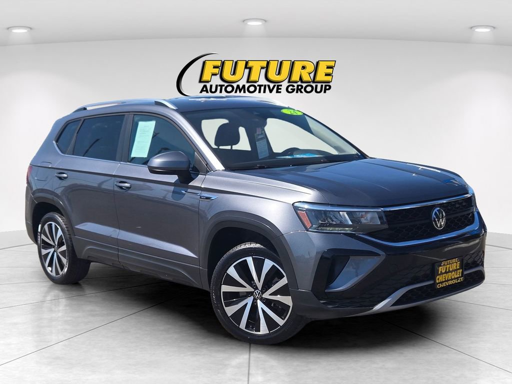 Used 2024 Volkswagen Taos SE