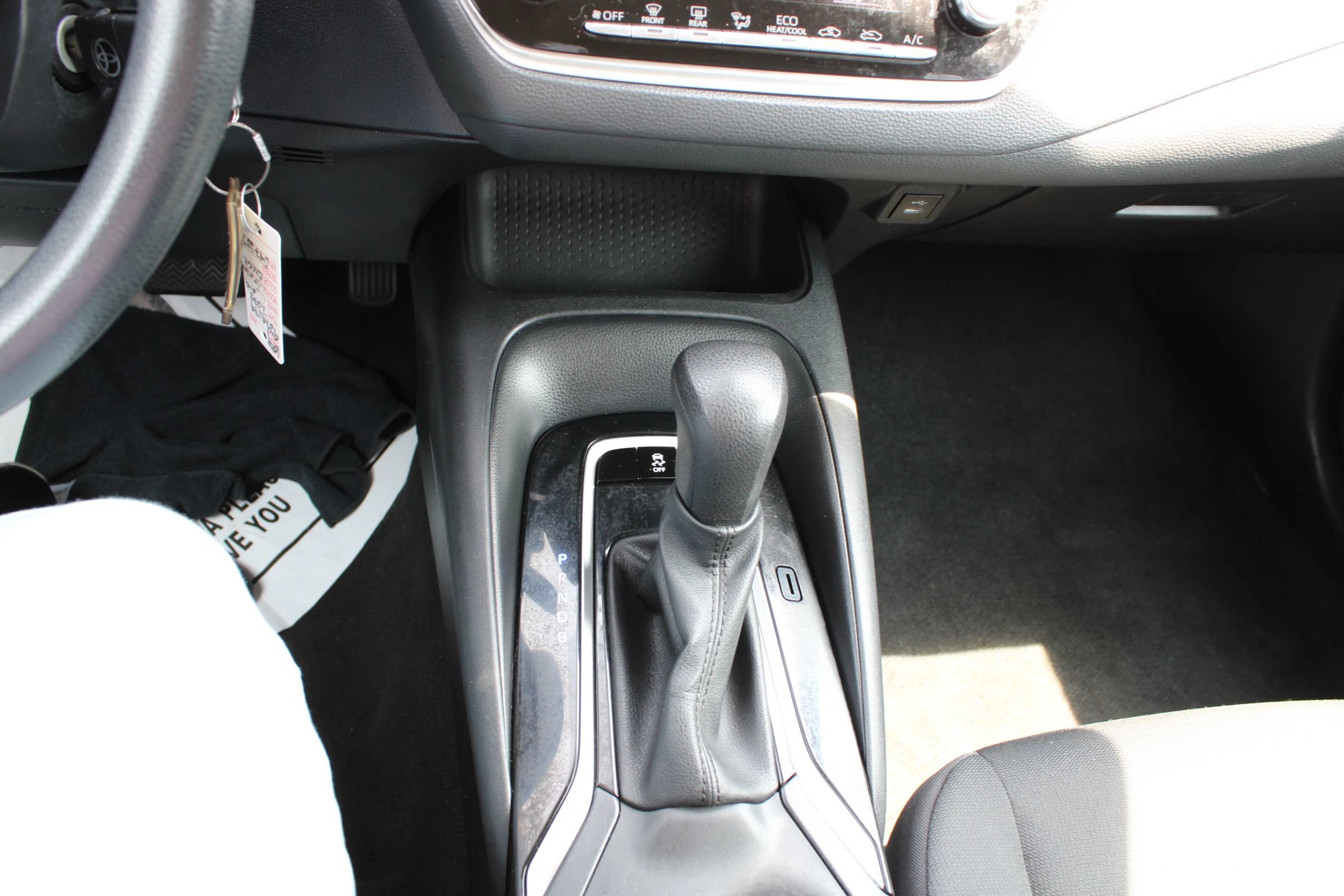 Used 2023 Toyota Corolla LE FWD image 15