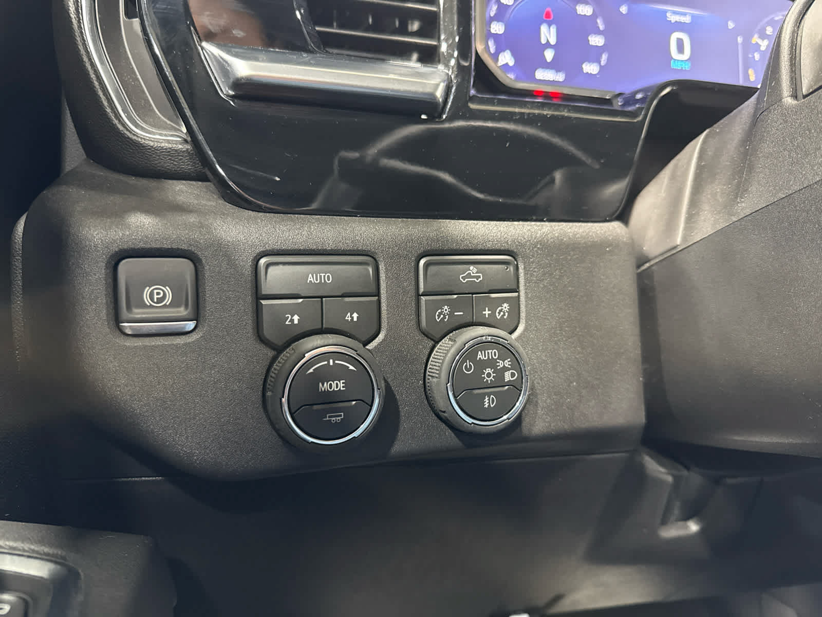 Certified 2026 Chevrolet Silverado 1500 RST w/ RST Select Package AWD/4WD image 24