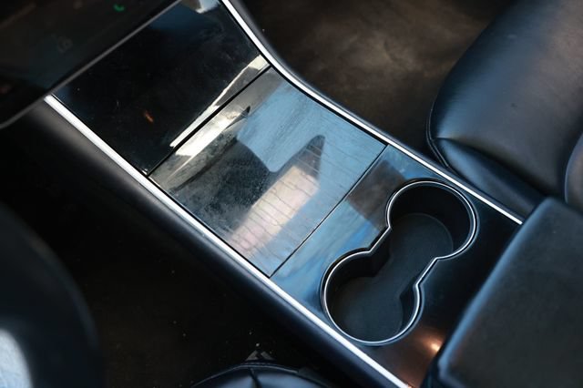 Used 2019 Tesla Model 3 Standard Range RWD image 42
