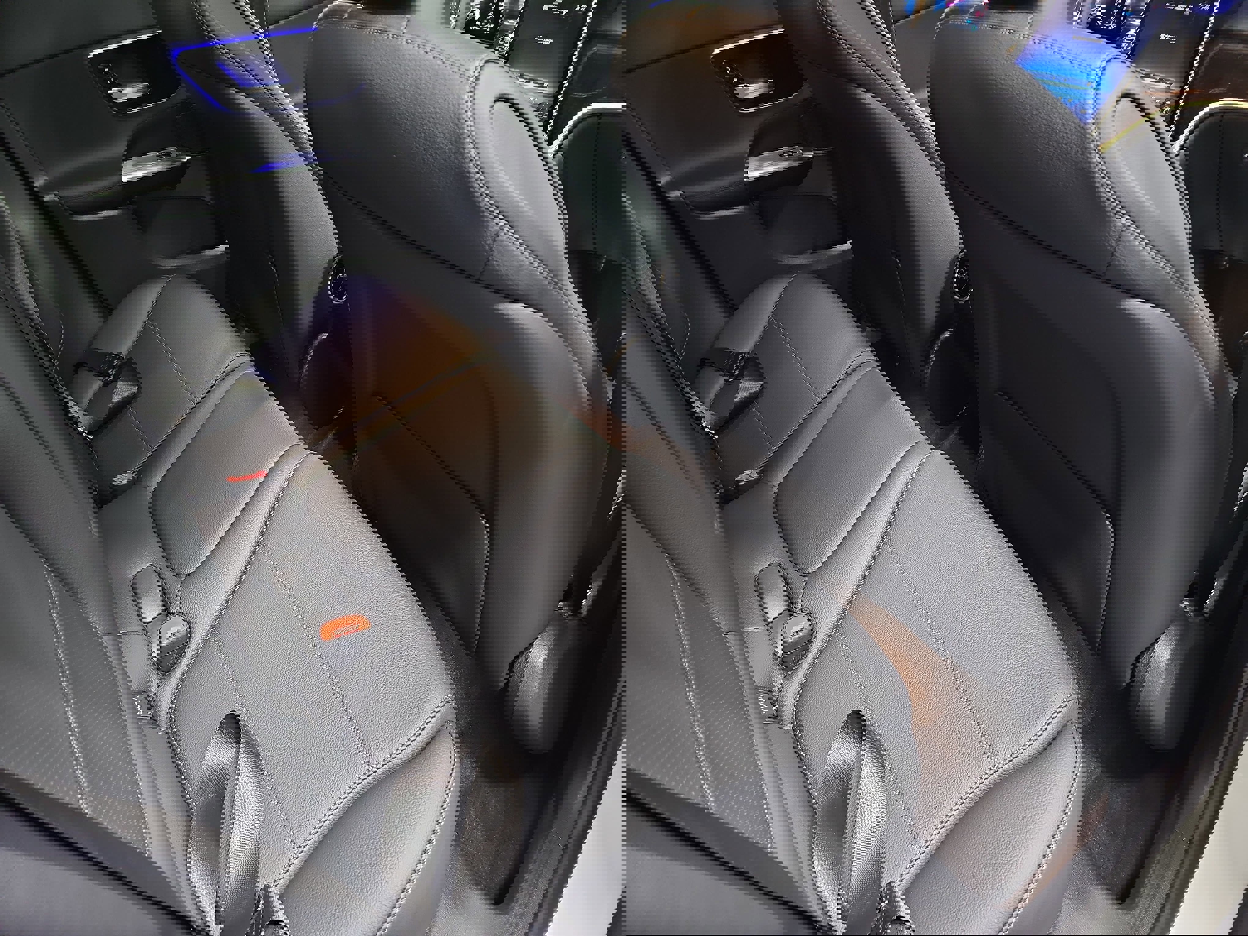 Certified 2025 Mercedes-Benz GLC 300 image 12