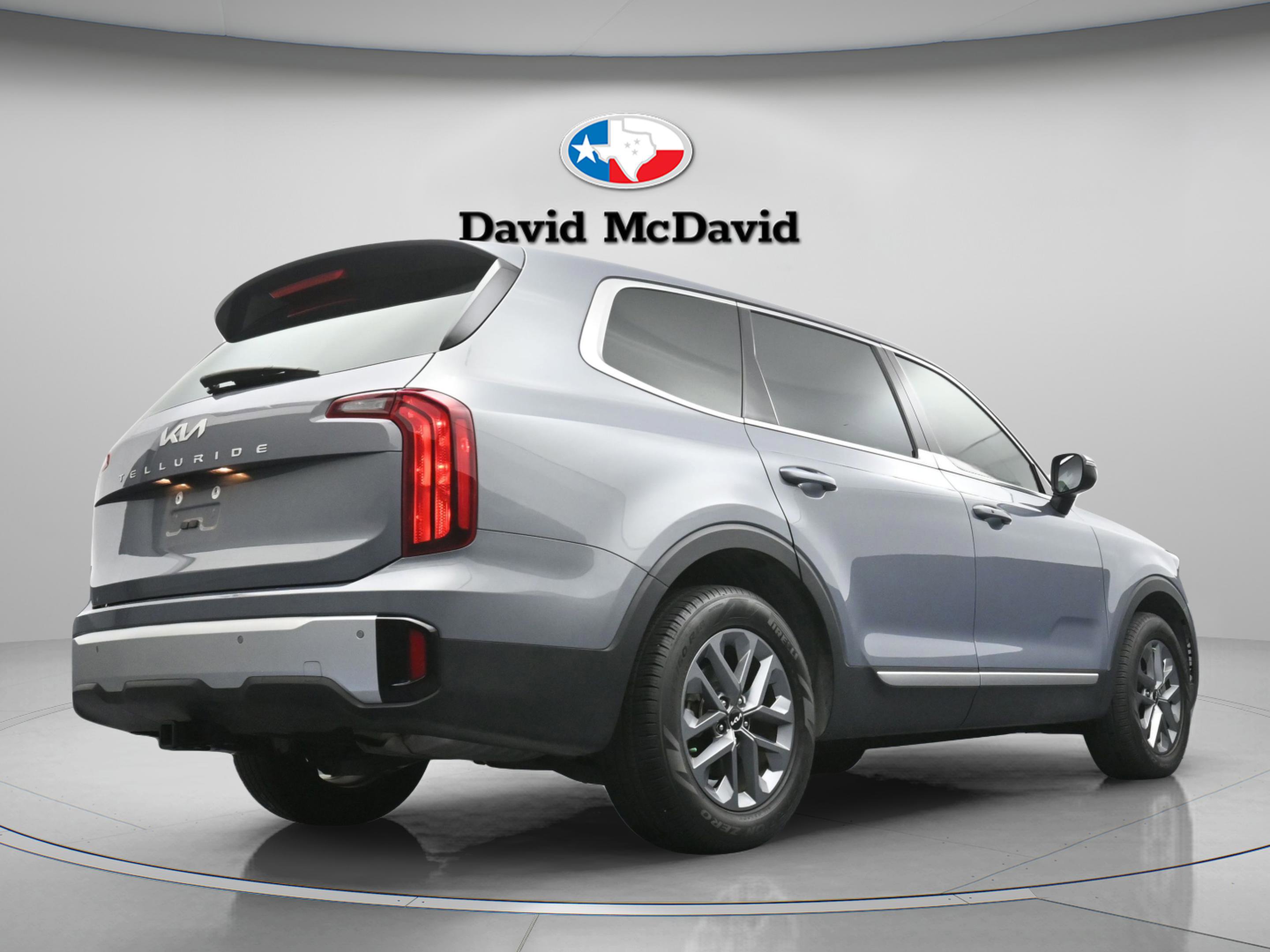 Used 2024 Kia Telluride LX image 19