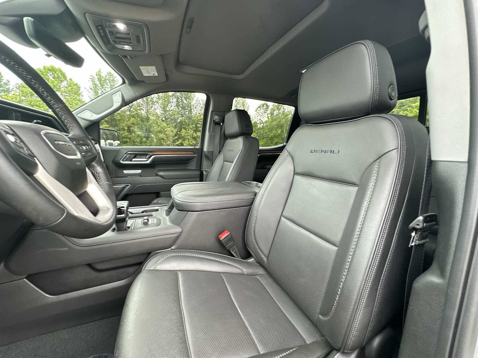 Certified 2025 GMC Sierra 1500 Denali w/ Denali Reserve Package AWD/4WD image 10