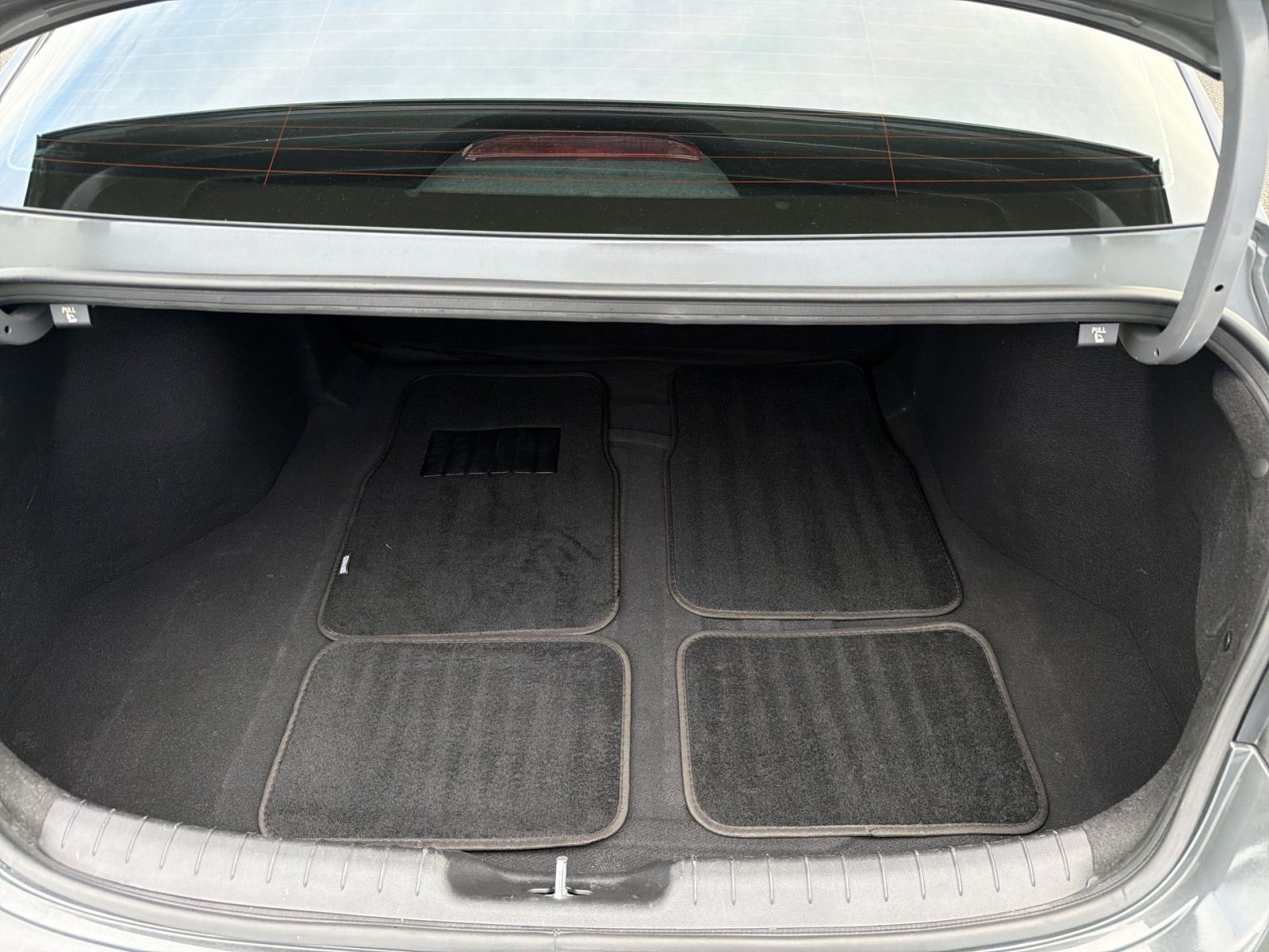 Used 2025 Hyundai Elantra SEL FWD image 25