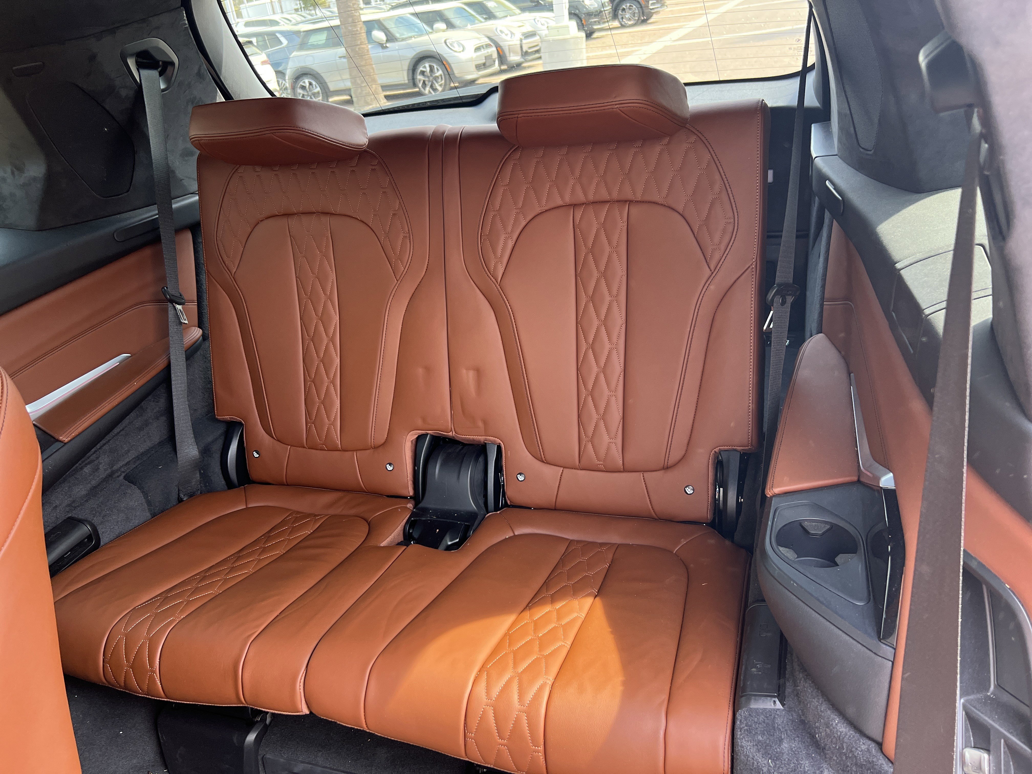 Used 2024 BMW ALPINA XB7 image 33