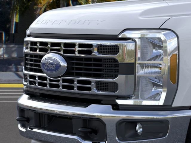 New 2025 Ford F350 XL w/ XL Chrome Package image 17