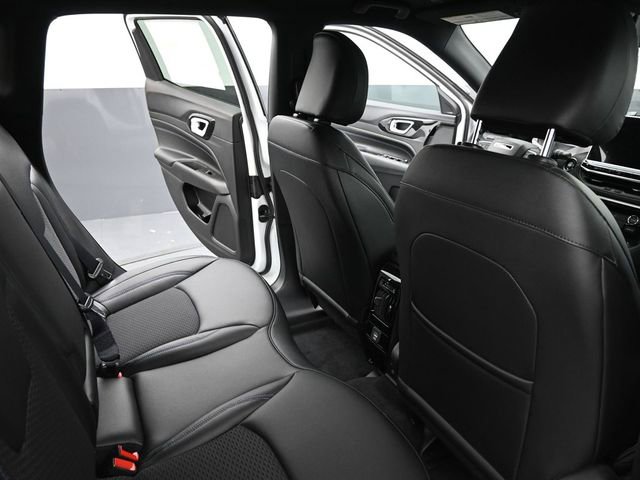 New 2026 Jeep Compass Latitude image 20