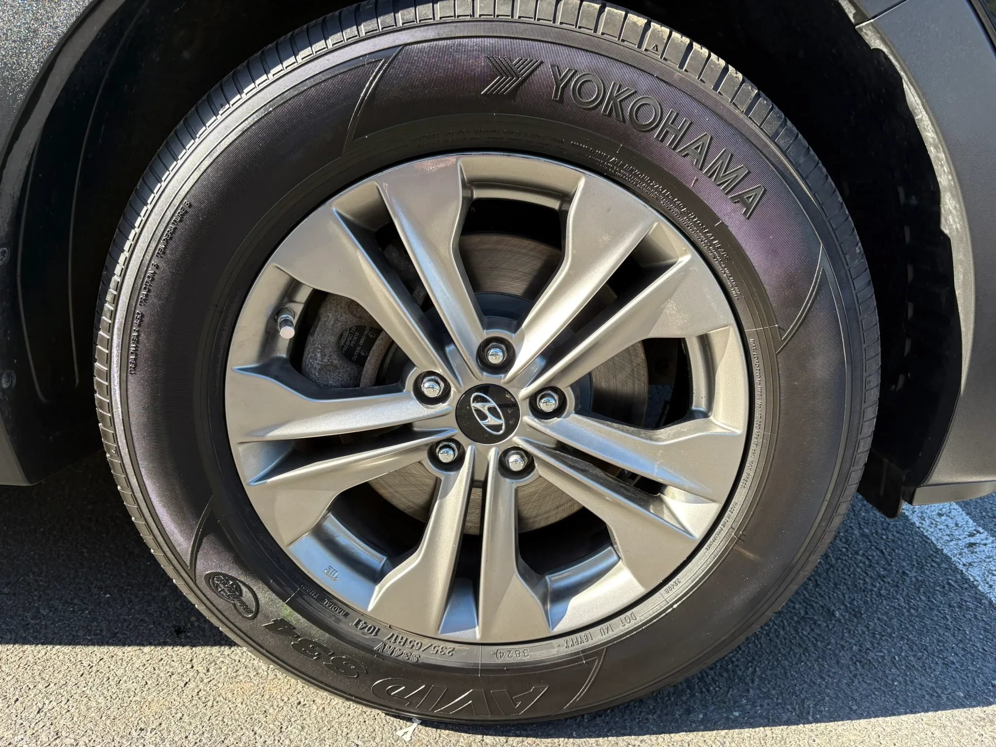 Used 2016 Hyundai Santa Fe Sport w/ Option Group 02 AWD/4WD image 29