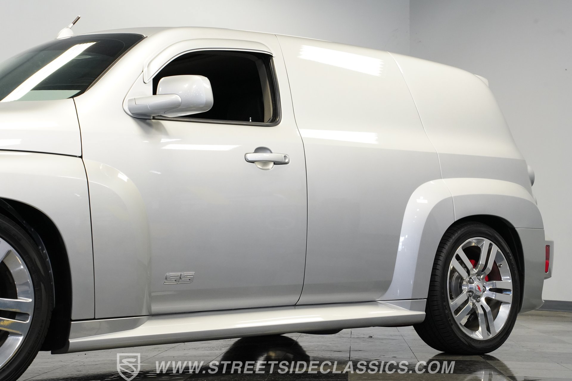 Used 2009 Chevrolet HHR SS FWD image 23