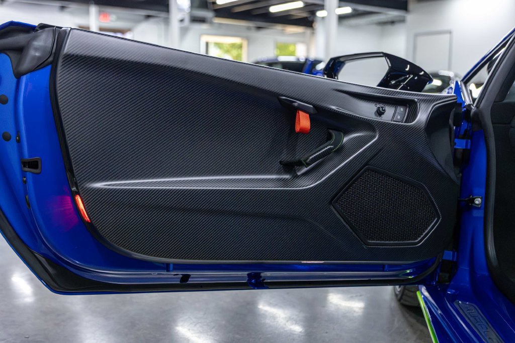 Used 2022 Lamborghini Huracan STO RWD image 56