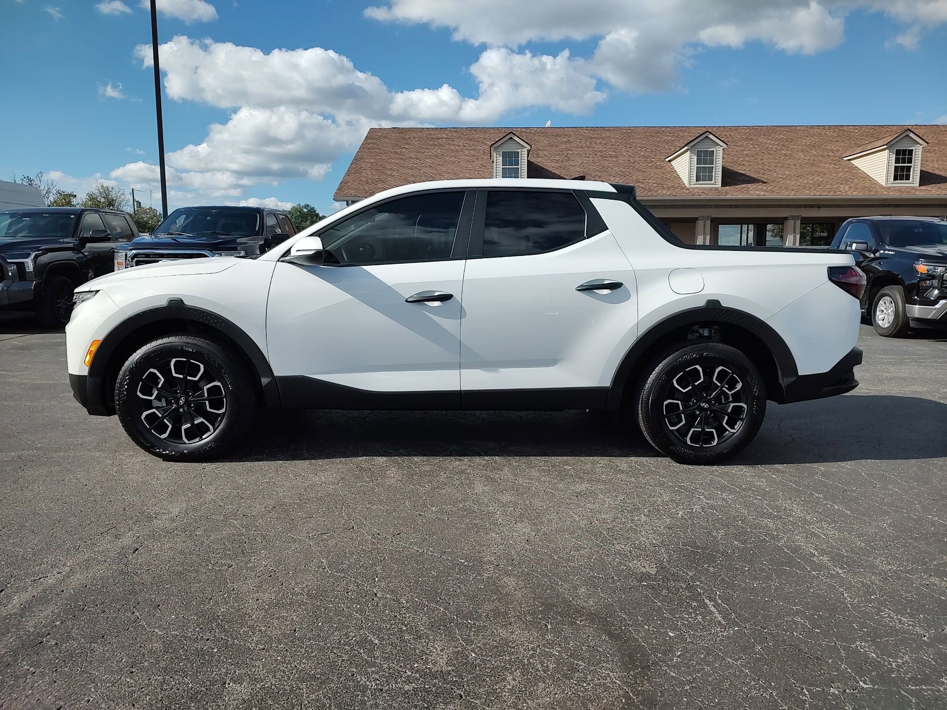 Used 2024 Hyundai Santa Cruz SEL image 23